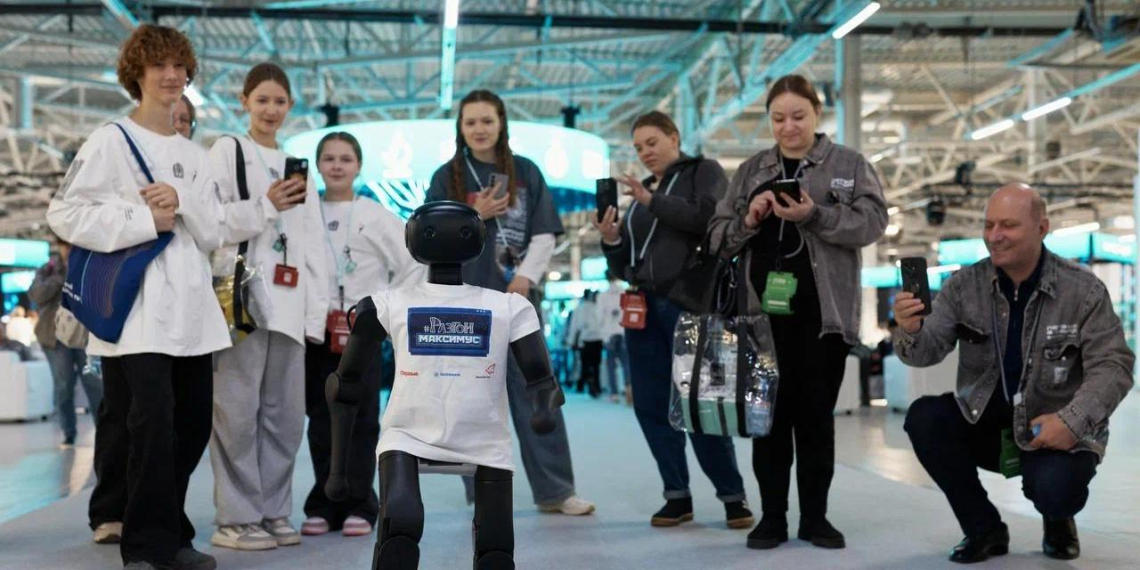 В Перми прошёл первый Всероссийский фестиваль "Научная Вселенная Первых" 