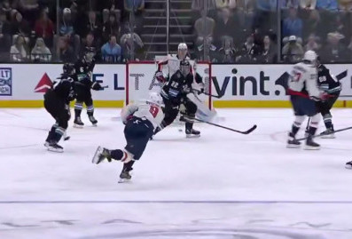 Овечкин сделал первый хет-трик за полгода