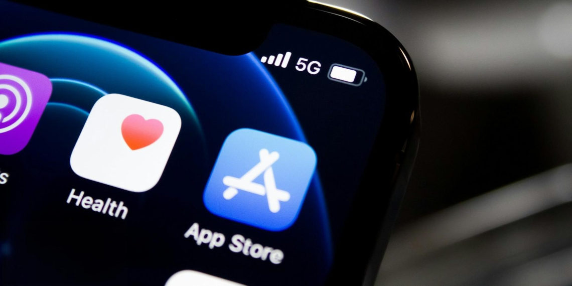 Apple удалила Telegram из App Store и затем вернула