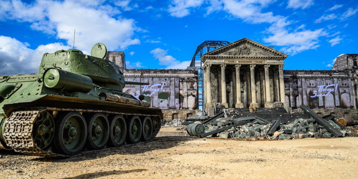 Спектакль о Победе в кинопарке "Москино" прошёл при полном аншлаге