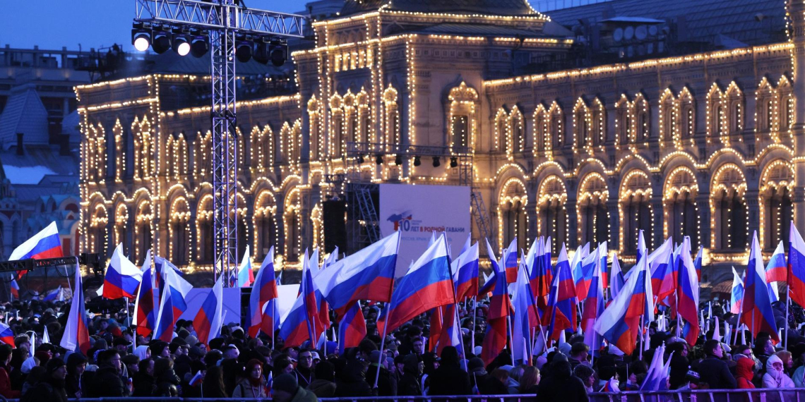 Свыше 80 тысяч москвичей и гостей столицы приняли участие в митинге-концерте "10 лет в родной гавани" 
