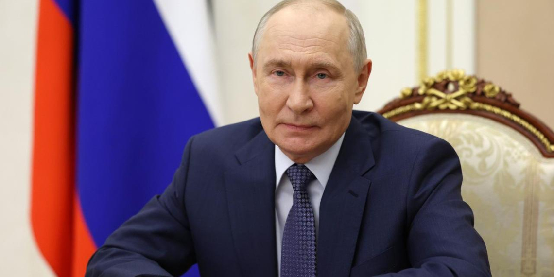 Путин поблагодарил наставников конкурса "Быть, а не казаться" за благородный труд 
