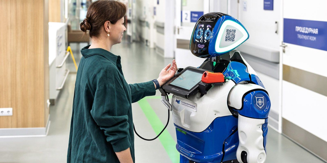 Собянин: медицинские роботы – не фантастика, а реально работающий инструмент