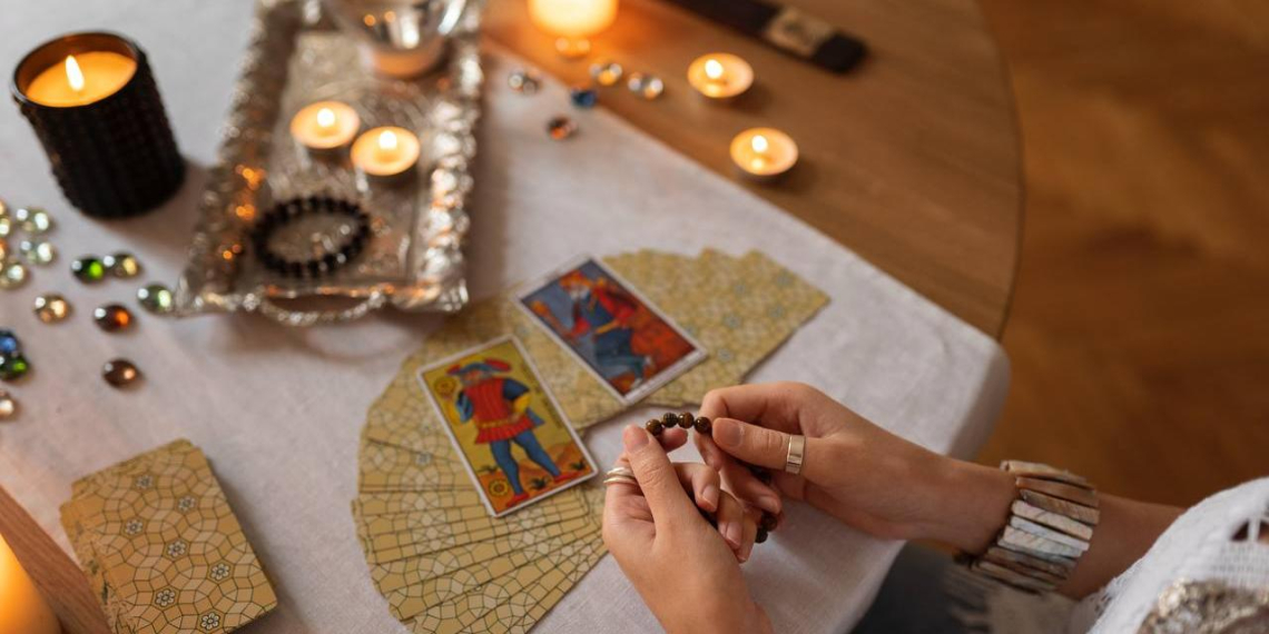 ВЦИОМ: более 80% россиян верят в духов, магию и сверхъестественные силы