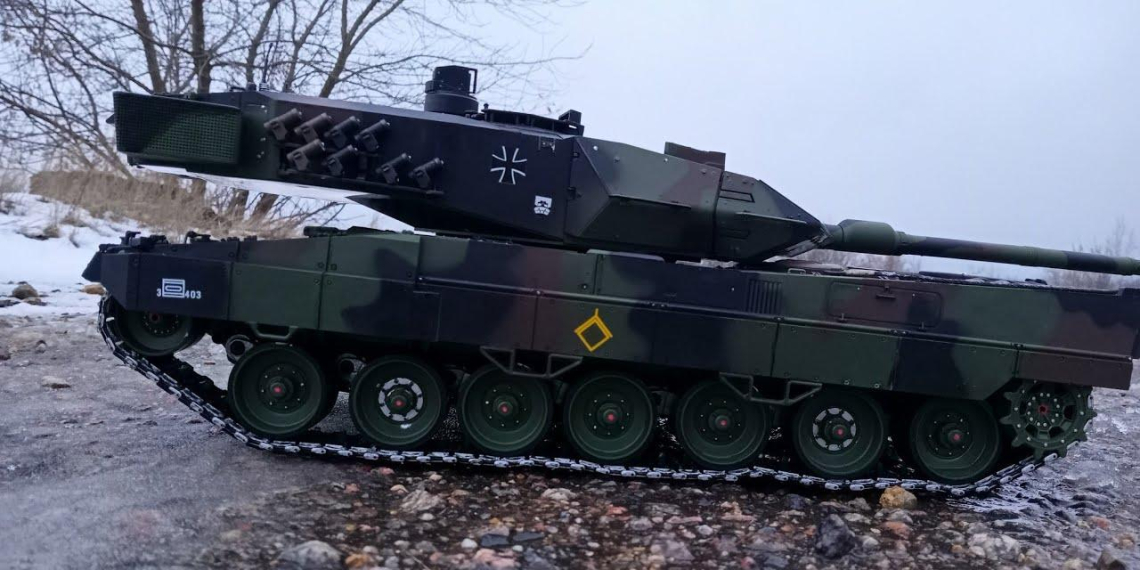 Германия официально подтвердила отправку танков Leopard 2 на Украину и разрешила их реэкспорт