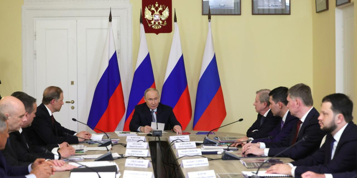 Путин: Россия входит в четвёрку стран, способных выпускать авиадвигатели полного цикла 