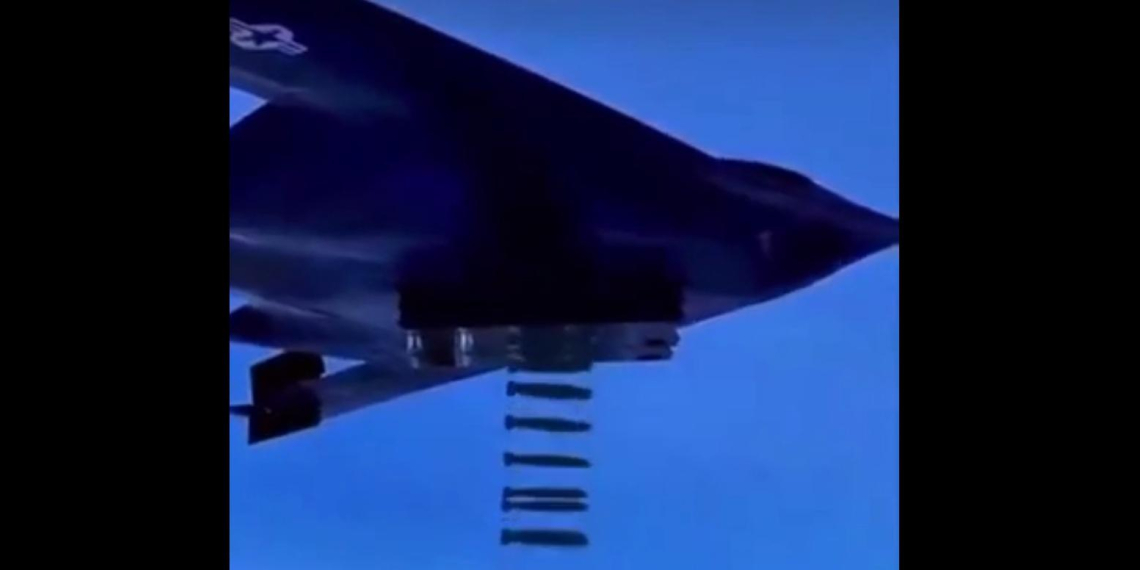 Трамп выложил ролик с бомбардировщиками B-2 под песню "Бомби Иран"