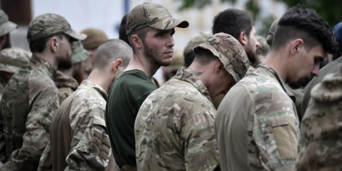Военный из ЛНР рассказал о попытках "перевоспитания" в украинском плену
