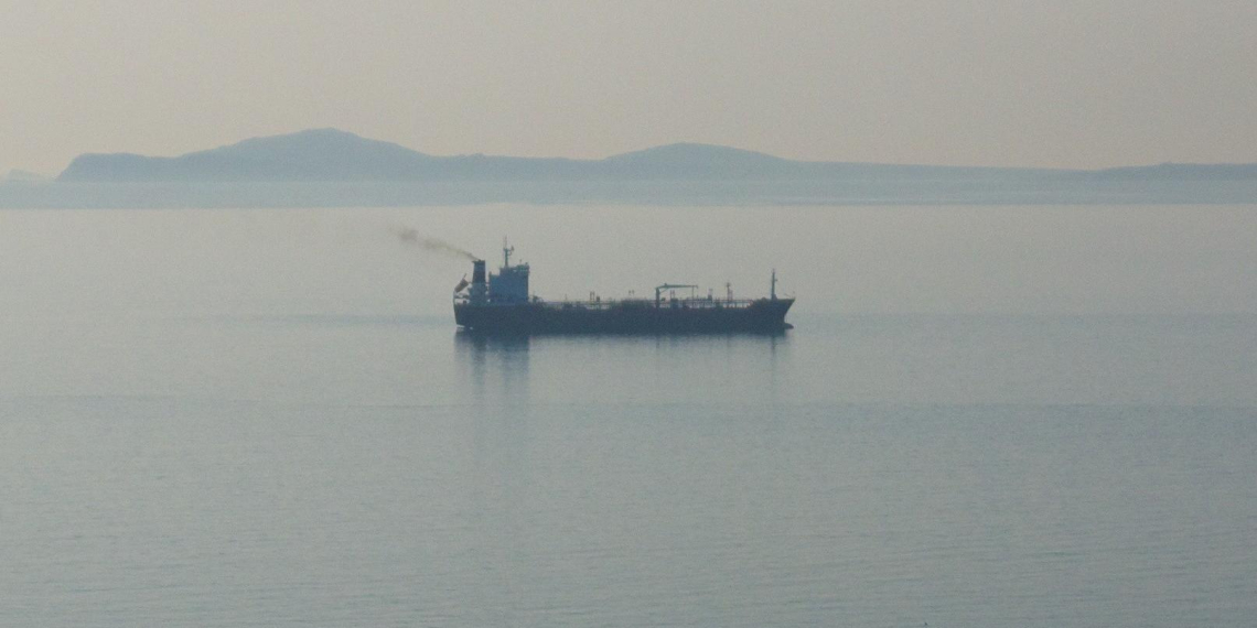 Дроны атаковали два зафрахтованных Казахстаном танкера близ Новороссийска