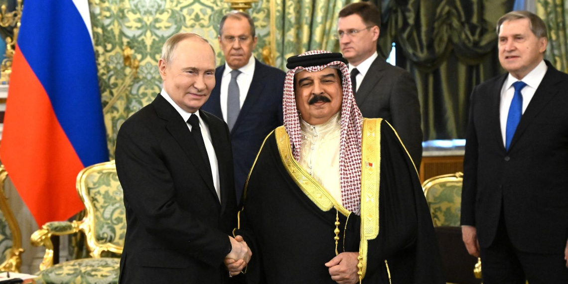 Эксперт: отношения России и Бахрейна дружественные и стремящиеся к развитию  