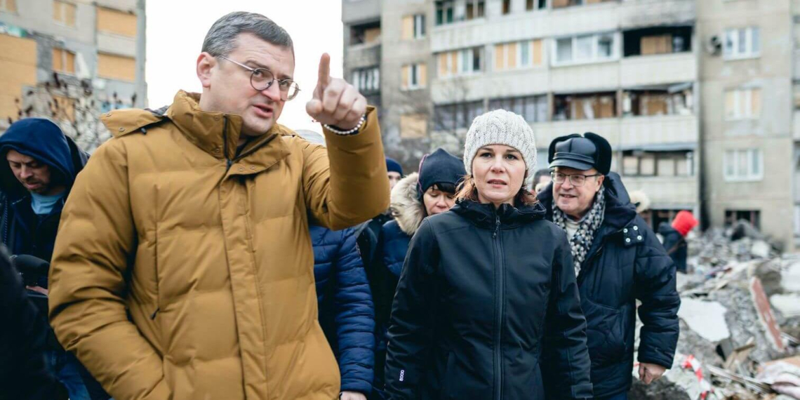 Эксперт: граждане ЕС крайне недовольны попытками пиара политиков на украинской проблеме 