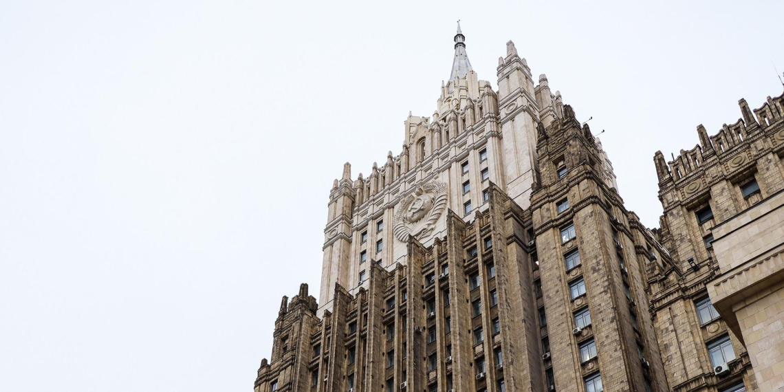 Москва отозвала для консультаций посла в Армении