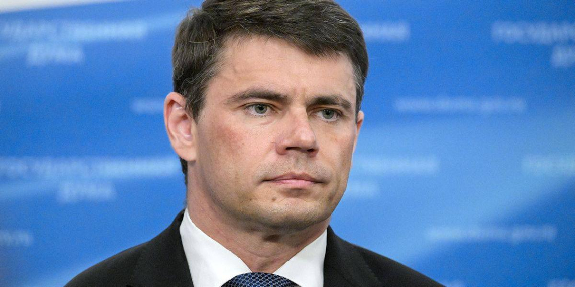 "Единая Россия" требует усилить защиту персональных данных пассажиров 