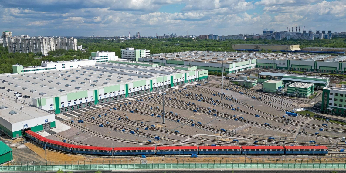 Собянин: за три года планируется построить три метродепо