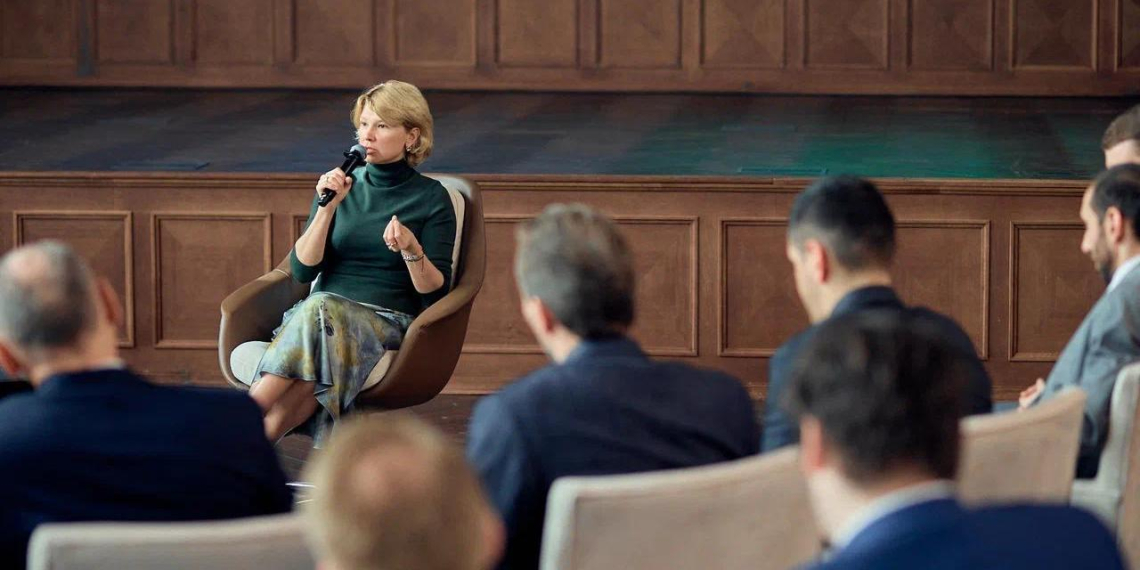 Победители конкурса "Лидеры АПК" представили Минсельхозу стратегии укрепления продовольственного суверенитета России