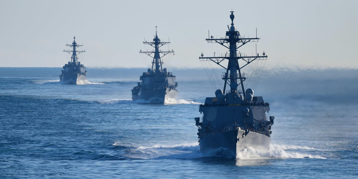США направили семь военных кораблей к берегам Венесуэлы