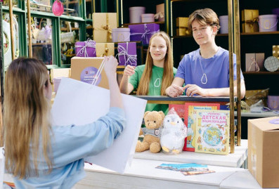 На площадках фестиваля "Пасхальный дар" открылись "домики добра"