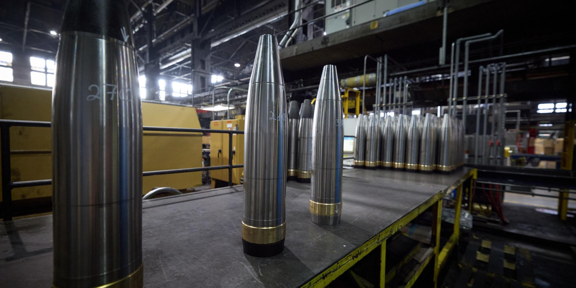 США начали задерживать поставки оружия Европе из-за истощения арсеналов