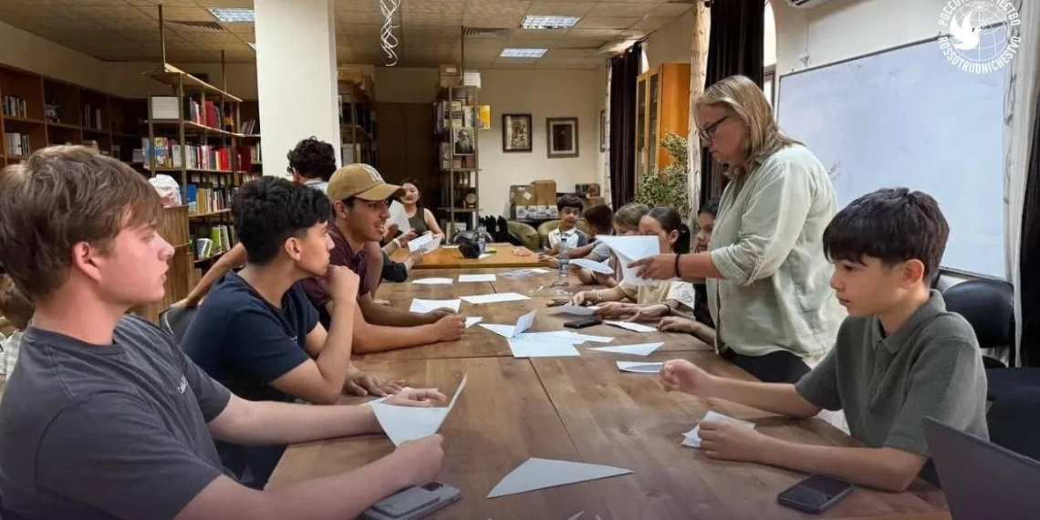 Мир почтил память детей, погибших в Донбассе 