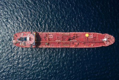 Иран призвал мир готовиться к нефти по $200 после очередных ударов США
