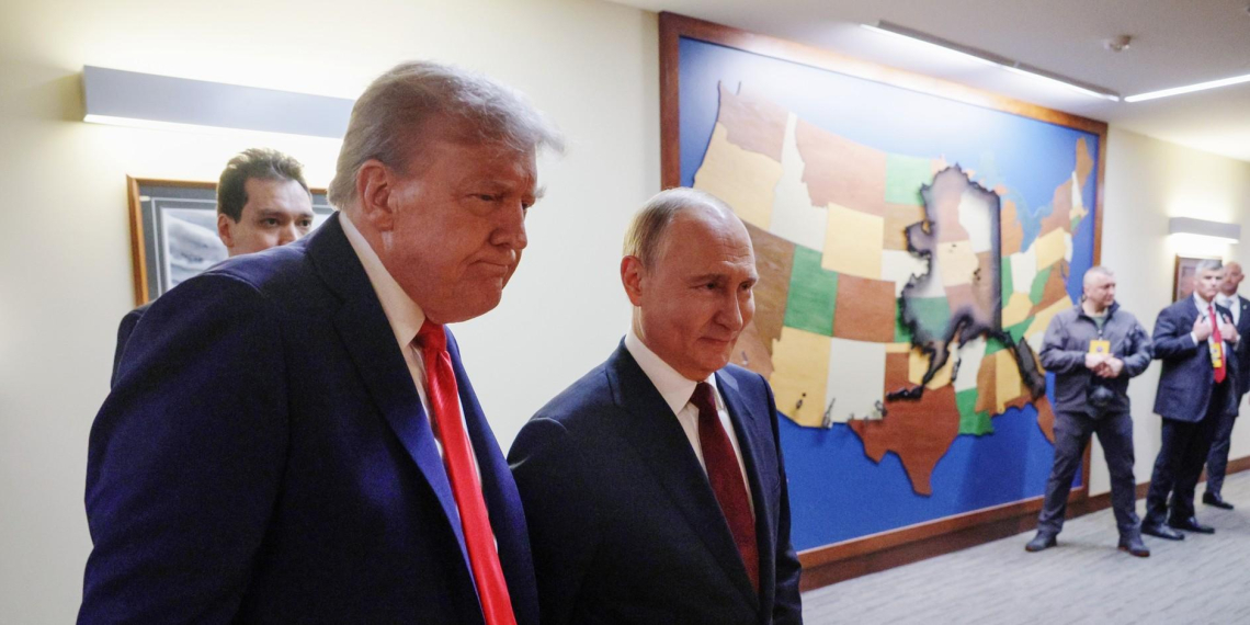 Politico: США хотят сблизиться с Россией ради сдерживания Китая