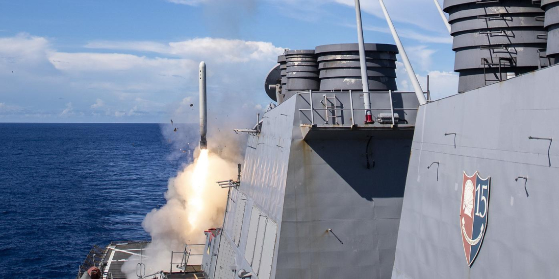 FT узнала о проблемах с производством ракет Tomahawk из-за исчезновения завода в США