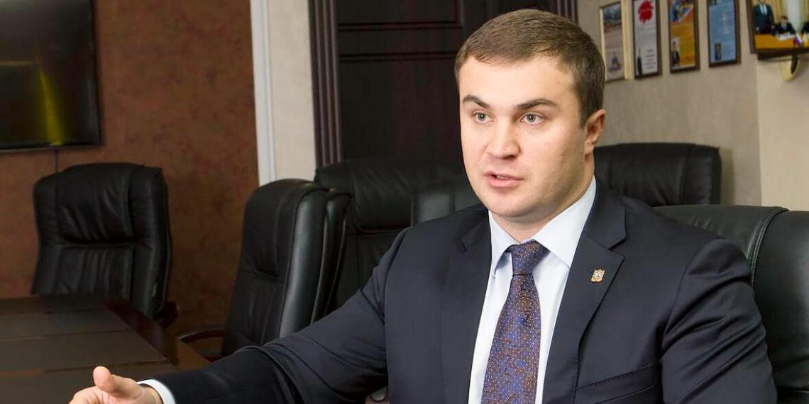 Виталий Хоценко заявил, что в ДНР создадут молодежное правительство республики 