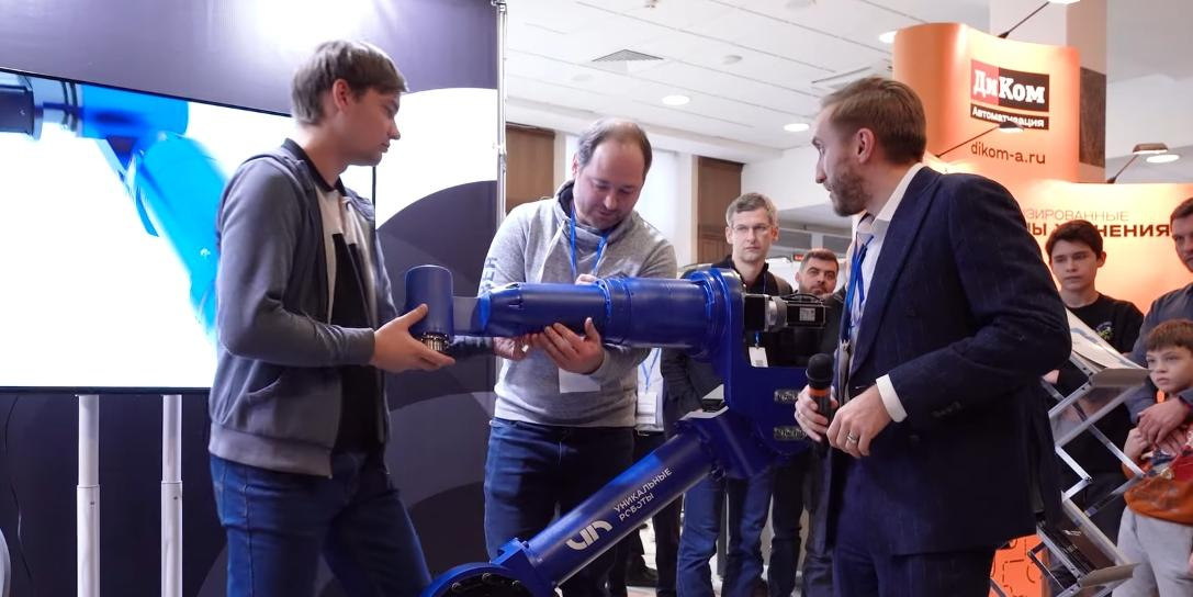 В Москве разработали промышленного робота с меняющимися насадками