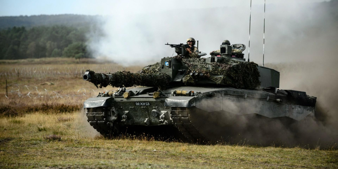 Великобритания передаст Украине эскадрон современных танков Challenger 2