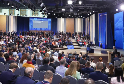 Прямая линия с Путиным: депутаты отметили рост реальных зарплат и снижение числа мошенничеств