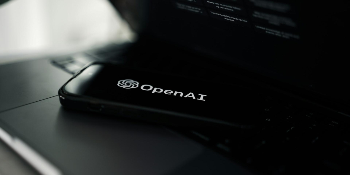 OpenAI инвестирует в разработку мозговых чипов для конкуренции с Neuralink Илона Маска