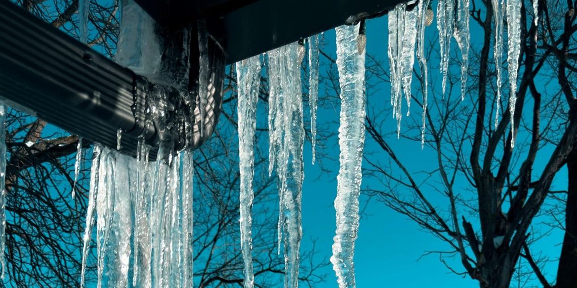 В Петербурге за сосулями будет следить нейросеть