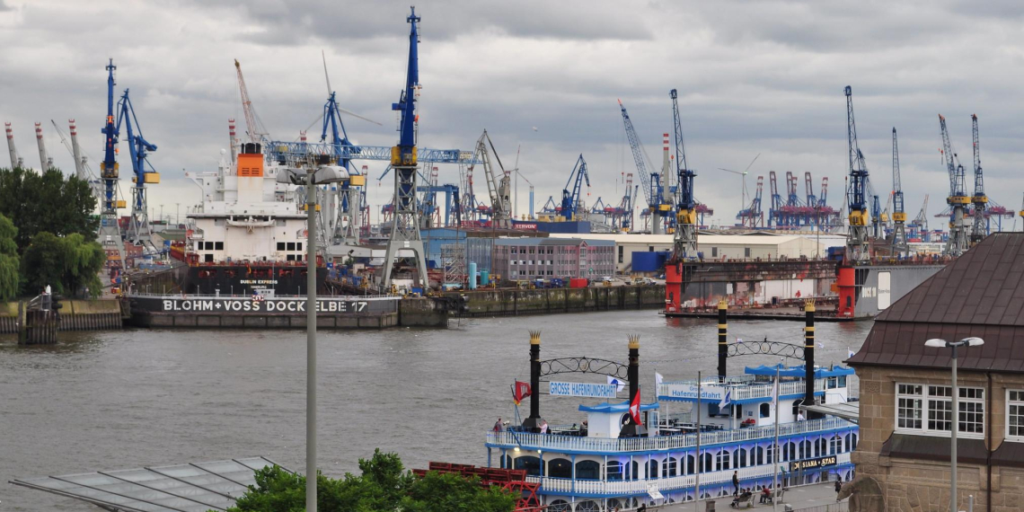 Европа впервые добилась торгового профицита в торговле с Россией