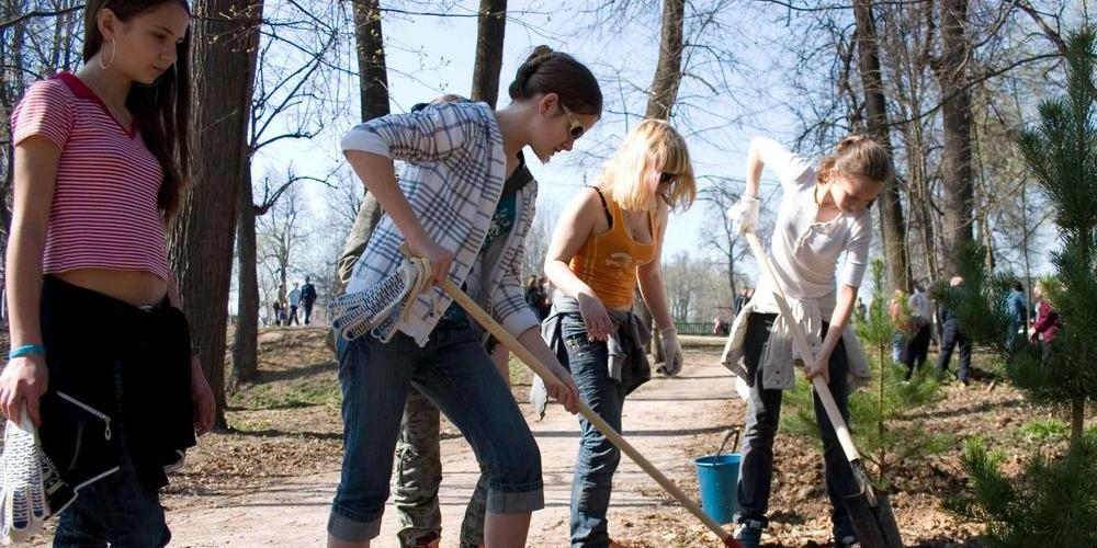 Российских школьников собрались привлекать к общественно-полезному труду без согласия родителей