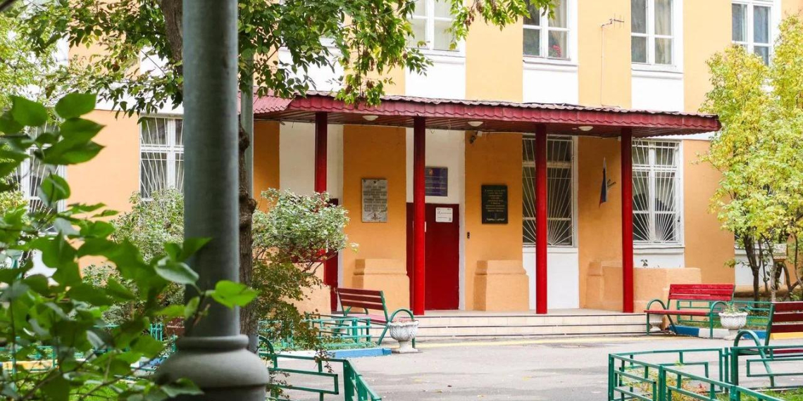 Кравцов и Якушев подвели итоги программы капремонта школ к началу учебного года