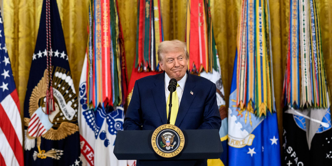 Белый дом выдвинул Дональда Трампа на Нобелевскую премию мира