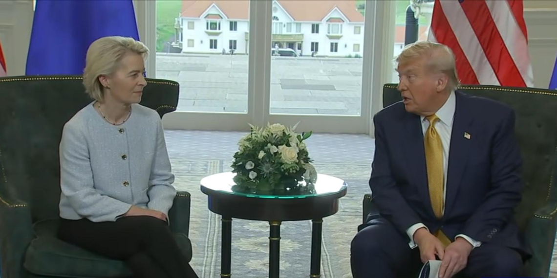 Медведев о торговой сделке США с ЕС: Трамп размазал Европу