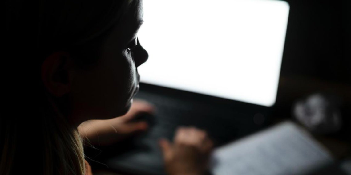 Цифровая безопасность: эксперты обсудили деанонимизацию, борьбу с дипфейками и мошенничеством