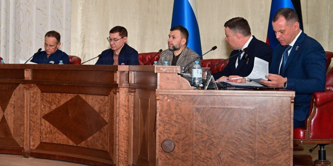 Якушев обсудил с депутатами ДНР подготовку к интеграции в российское правовое поле 