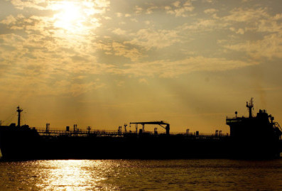 Немецкий суд запретил конфискацию шедшего из России танкера с нефтью