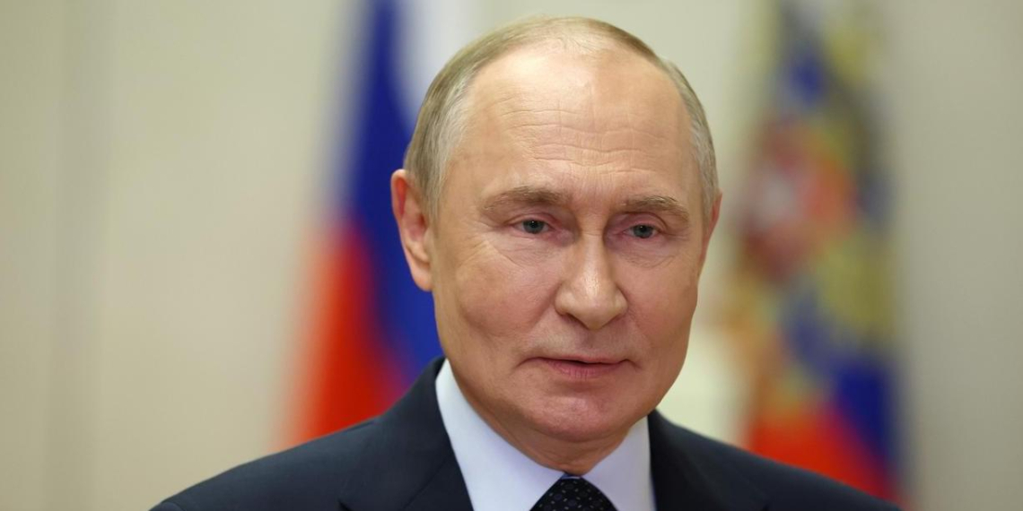Путин поздравил Сухопутные войска с профессиональным праздником 
