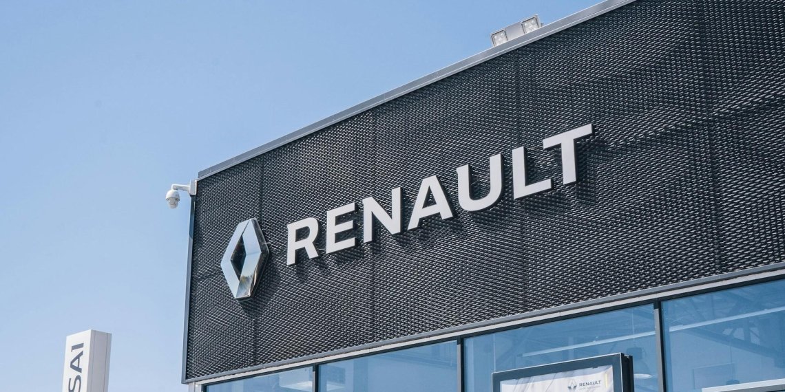 "АвтоВАЗ" потребовал от Renault 112 млрд рублей за возвращение в Россию