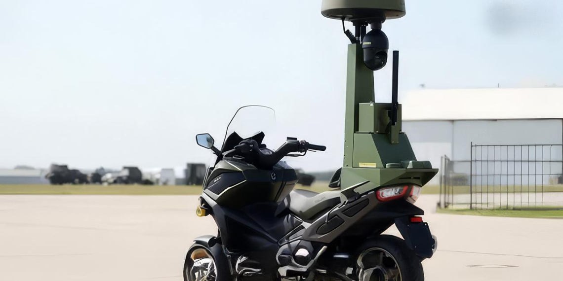 Во Франции представили скутер для борьбы с дронами