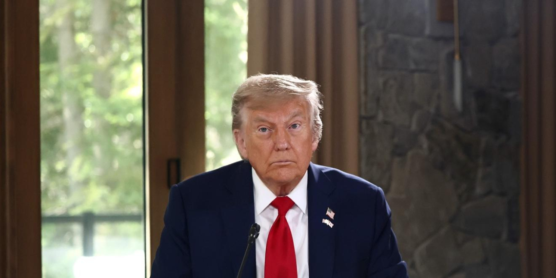 Трамп обвинил Макрона во вранье