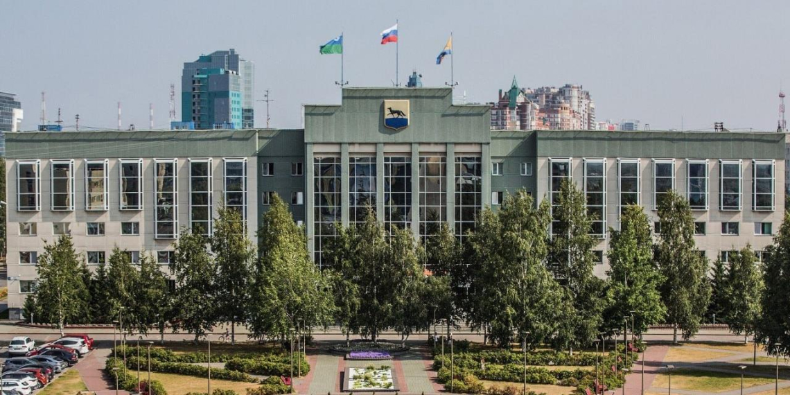 В мэрии Сургута прошли обыски