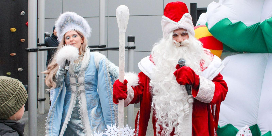 На северо-западе Москвы провели новогодние ёлки для детей участников СВО