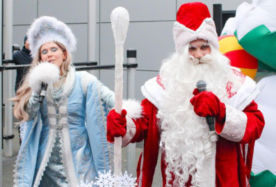 На северо-западе Москвы провели новогодние ёлки для детей участников СВО