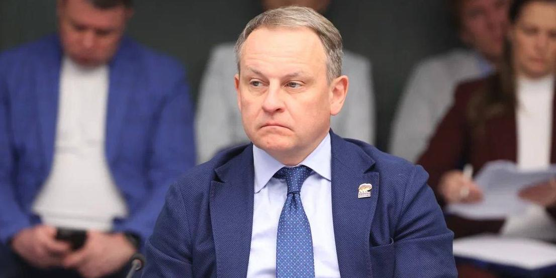 "Единая Россия" потребовала возбудить дело после прописки 57 человек в екатеринбургской квартире 