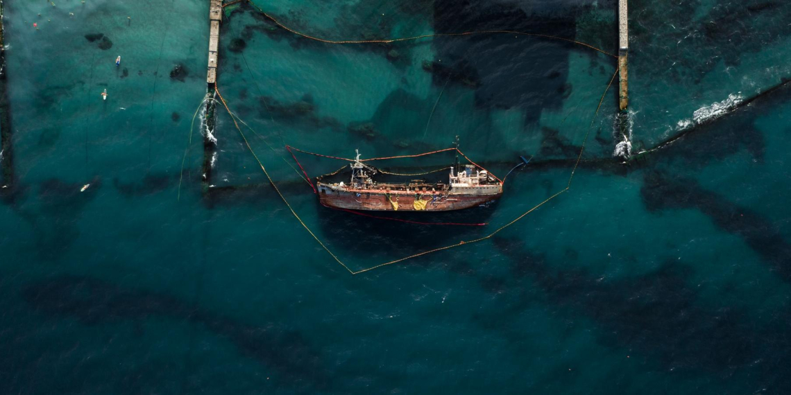 Иран пригрозил заминировать Персидский залив в ответ на наземную операцию США