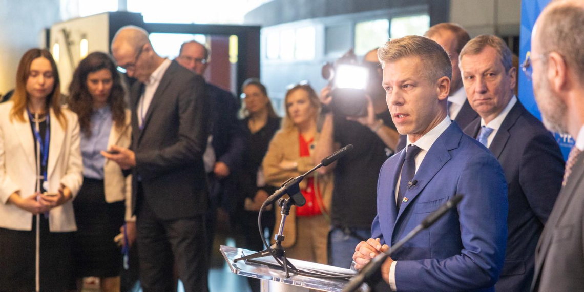 Кремль прокомментировал поражение Орбана на выборах в Венгрии